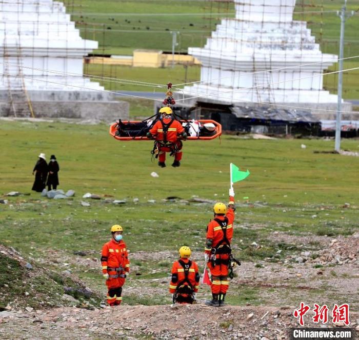 圖為應(yīng)急演練現(xiàn)場。青海省應(yīng)急廳