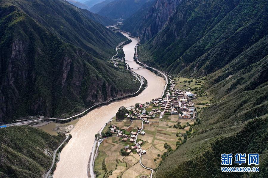 (西藏昌都解放70周年·圖文互動)(8)西藏第一面五星紅旗曾在這里升起