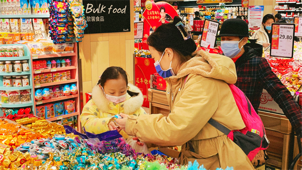 【網(wǎng)絡中國年·新春走基層】花燈璀璨賀新春 陜西各地年味濃_fororder_圖片10