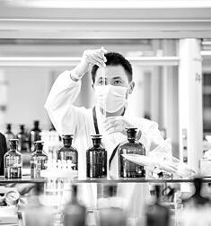 發(fā)展面向鄉(xiāng)村振興的職業(yè)教育:人才如何“向農(nóng)而行”